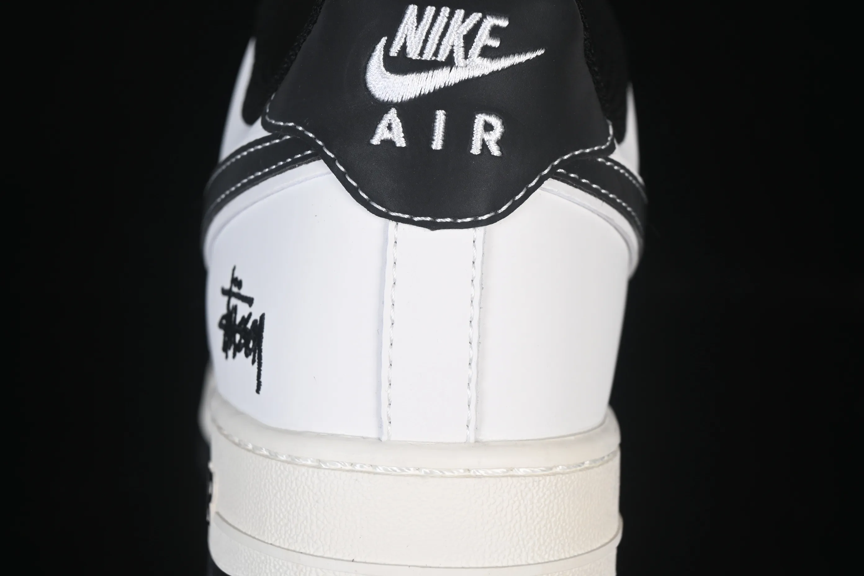 All categories Nk Air Force 1 Air Force series Nk Air Force 1 Low Air Force low-top Nike Air Force 1'07 Low Stusi co-branded beige hook black bottom Air Force 1 low-top casual sneakers CS5288-037